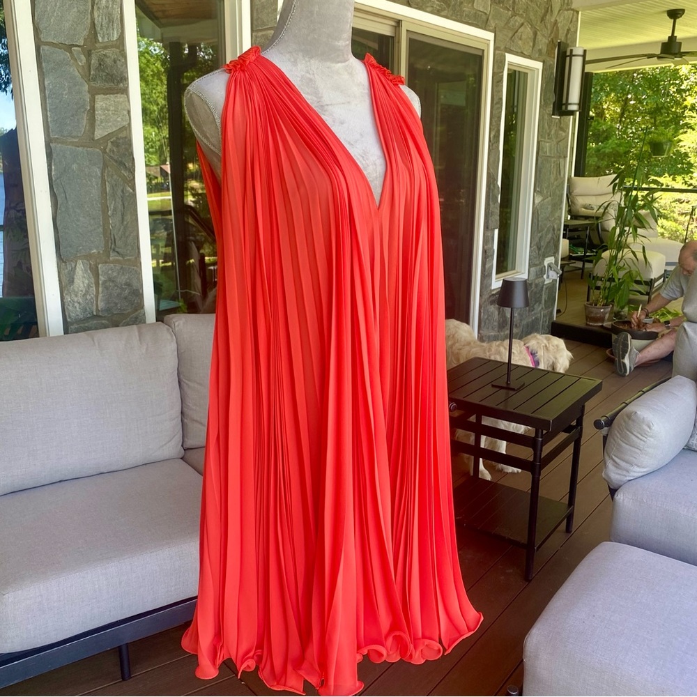Stella McCartney. Coral Sleeveless Pleated Dress. FABULOUS and VERY RARE ! 🧡